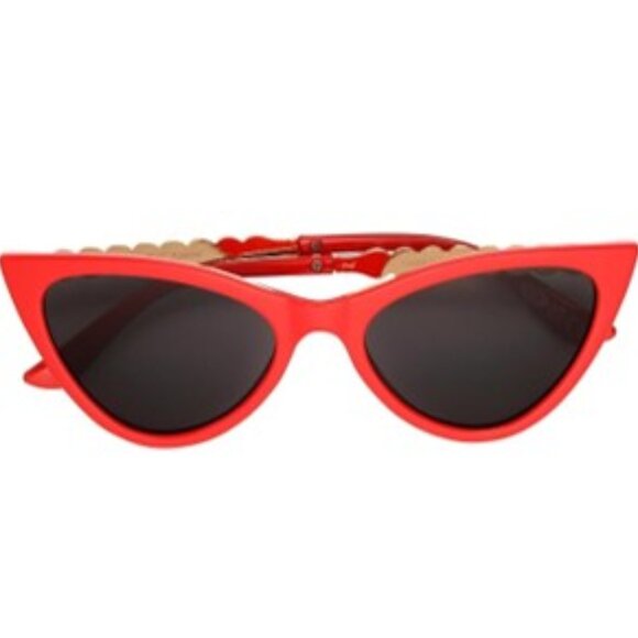 Betsey Johnson Spice of Life Cat Eye Faux Pearl Arms Red Sunnies Sunglasses NWT - Picture 9 of 12